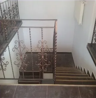 renovare casa scarii